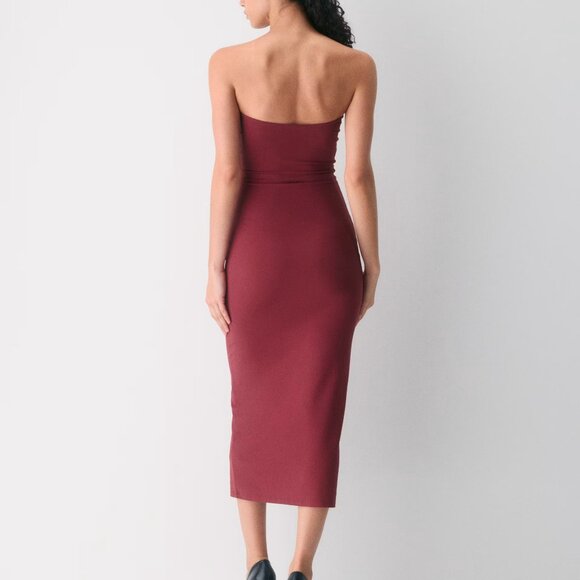 4 - ARITZIA DRESSES - Picture 4 of 8